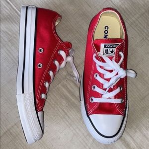 New with box cherry red Converse
